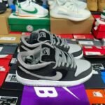 Nike Shoes Liquidation Pallets | Authentic Nike sneakers pallets 100 pairs per pallet - Image 5