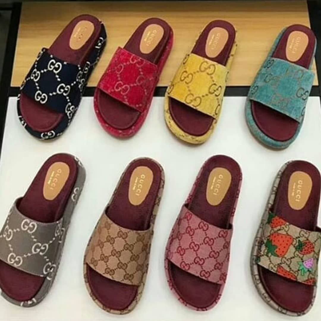 buy-authentic-gucci-slides-pallets-largo-pallets Authentic Gucci Slides Pallets for sale – 100 Pairs for $500 | Luxury Designer Footwear Wholesale - Image 1
