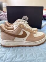 Original Air Force shoes pallet – Bulk AF1 Wholesale Sneakers for Resale - Image 8