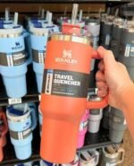 Mixed YETI Tumblers and Stanley cups Pallet - Image 5