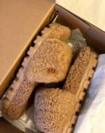 Mixed UGG Shoes Pallet liquidation - Image 15