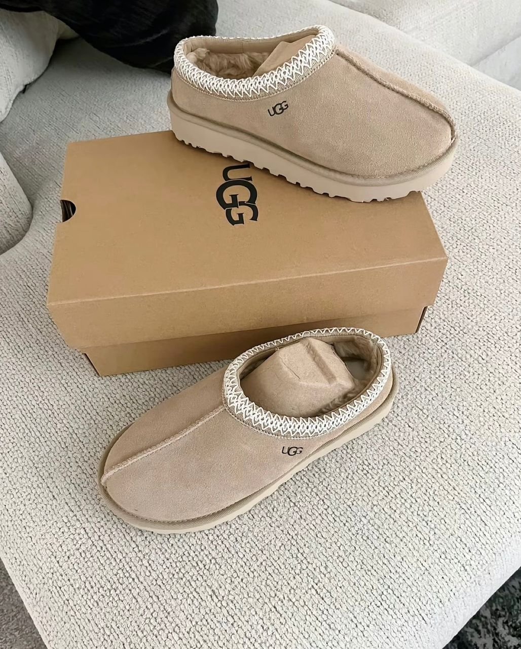ugg-shoes-pallet-liquidation-9 Mixed UGG Shoes Pallet liquidation - Image 1