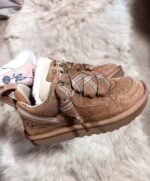 UGG sneakers Pallets liquidation Wholesale - Image 2