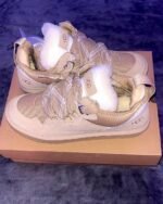 UGG sneakers Pallets liquidation Wholesale - Image 9